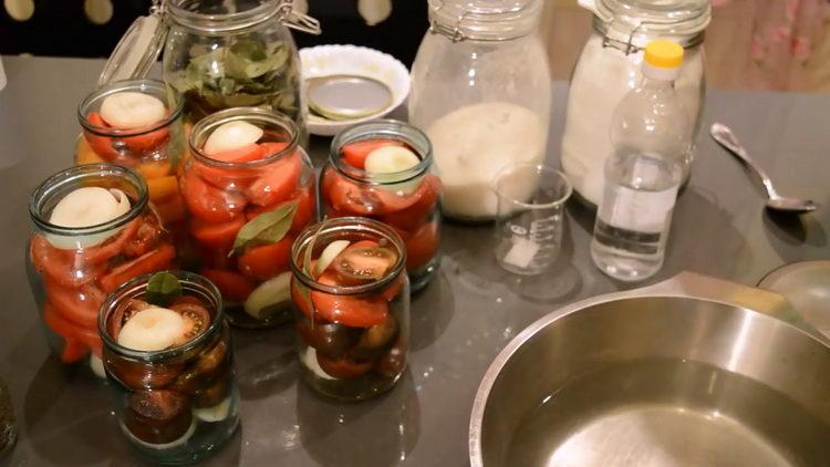 put the ingredients in a jar