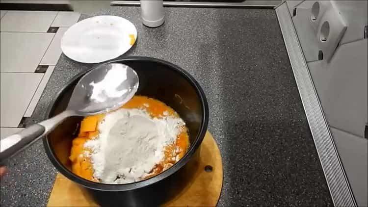 Mix the ingredients to cook.