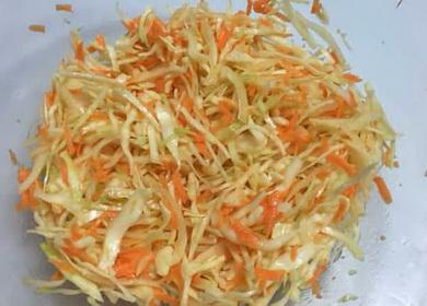 Delicious coleslaw with carrots 🥣