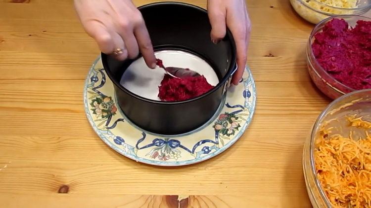 Prepare the dishes for cooking