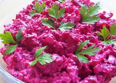 Delicious, tender and hearty beetroot salad with cheese 🧀