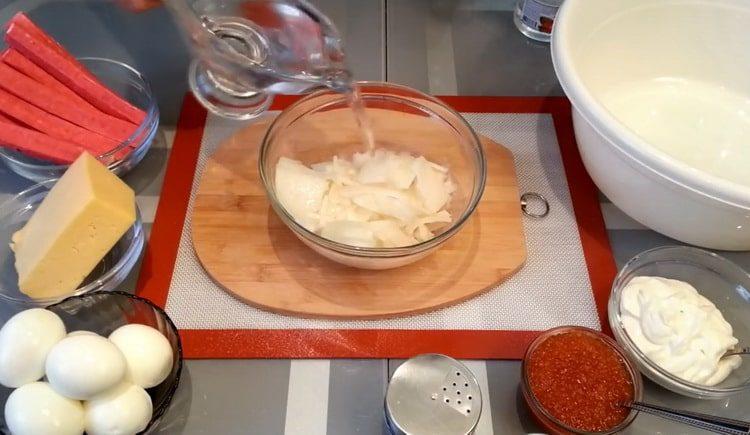 Prepare the ingredients for cooking.