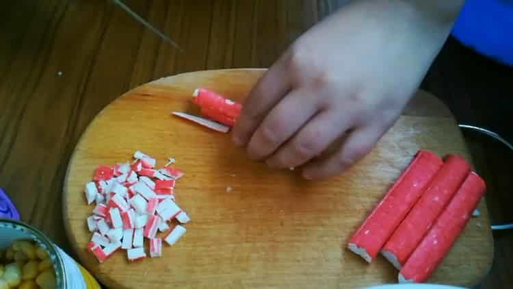 Salad with crab sticks and apple: a step by step recipe with photos