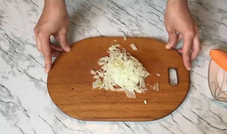 To cook, chop onion