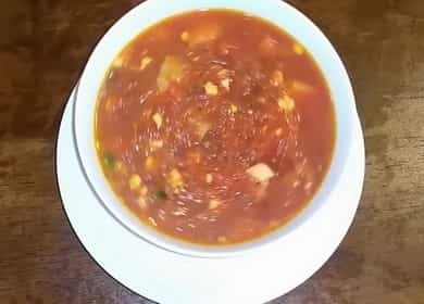 How to learn how to cook a delicious hot beetroot according to a classic recipe 🥣