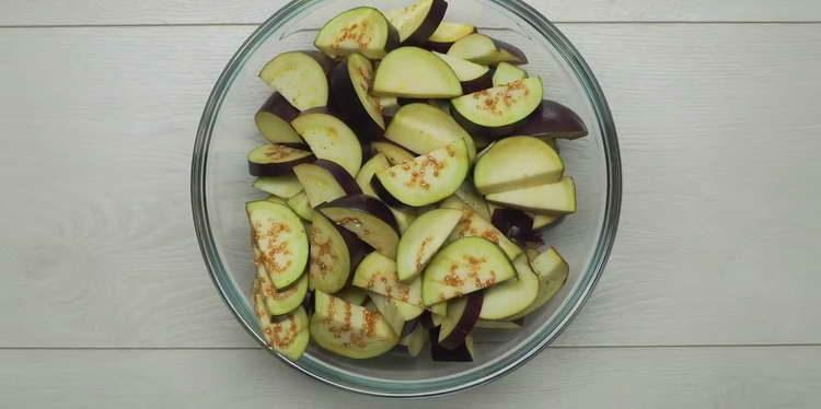 cut eggplant