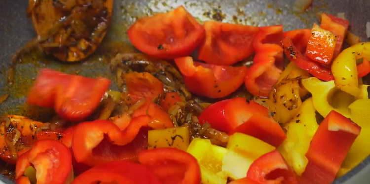 chop the sweet pepper