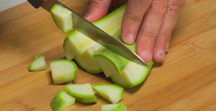chop zucchini