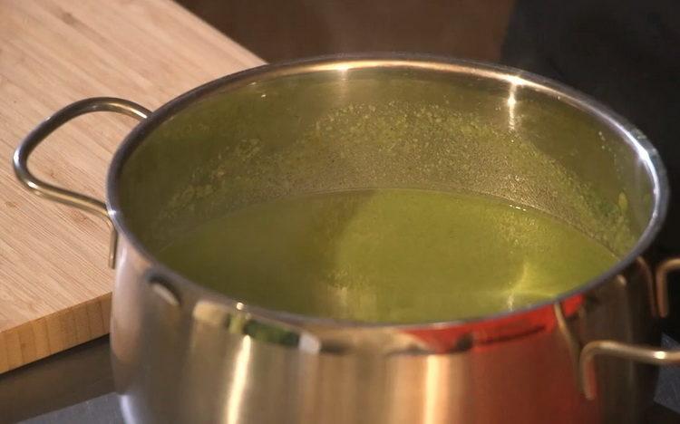 Grind the ingredients to cook