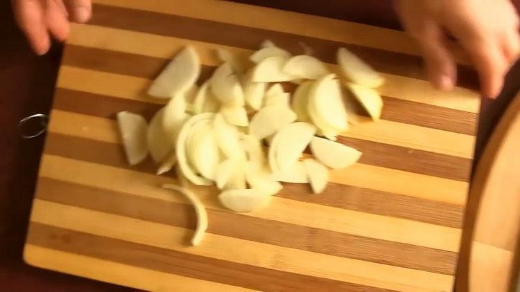 How to cook stewed chicken liver