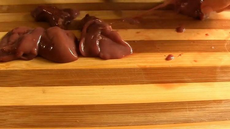 braised chicken liver chop liver