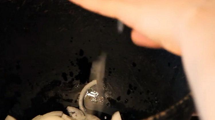 Toast, fry the onions