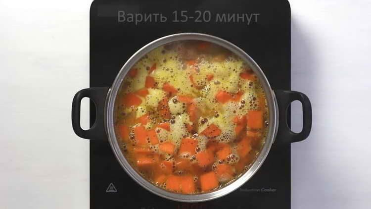 pour water into the pan