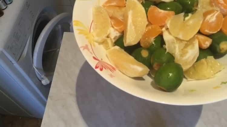 For cooking, chop mandarin