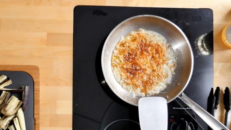 Prepare a dressing for cooking