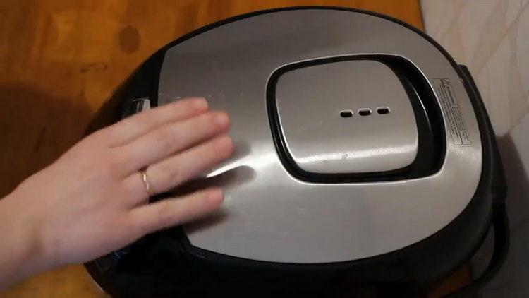 To cook, set the desired multicooker mode