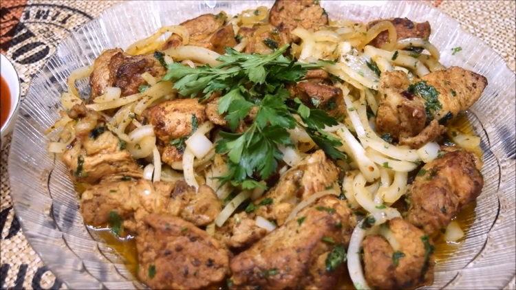 Real skewers in a pan - without pickling and charcoal