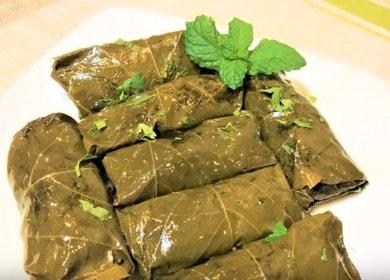 Дол Dolma classic recipe in grape leaves