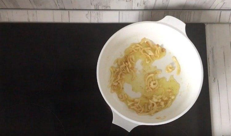 the onion must be caramelized.