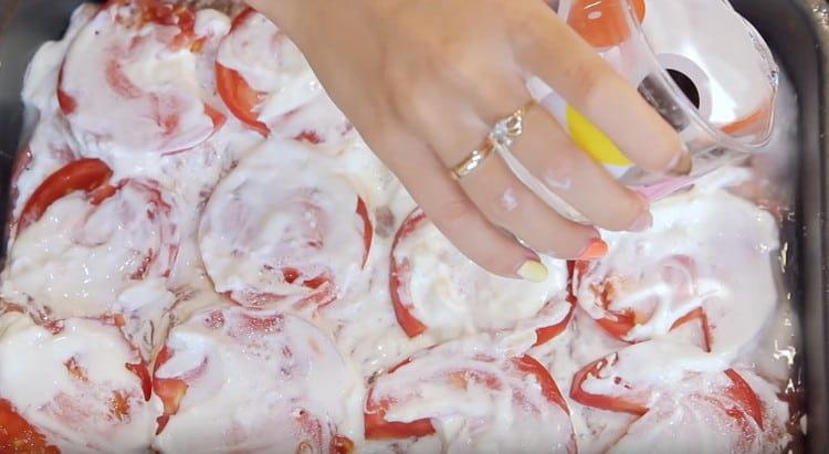 Add some water to the mold.