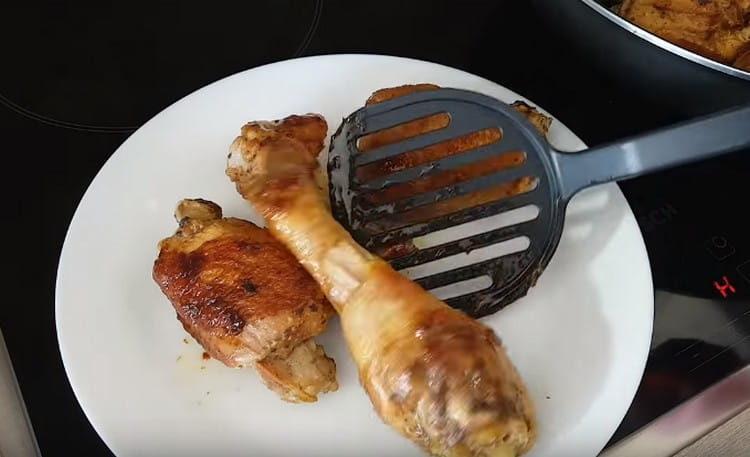 Temporarily shift the chicken from the pan.