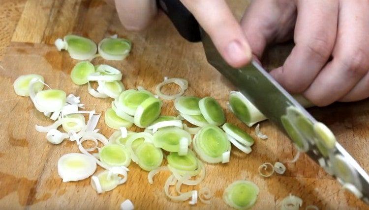 Chop the leek.