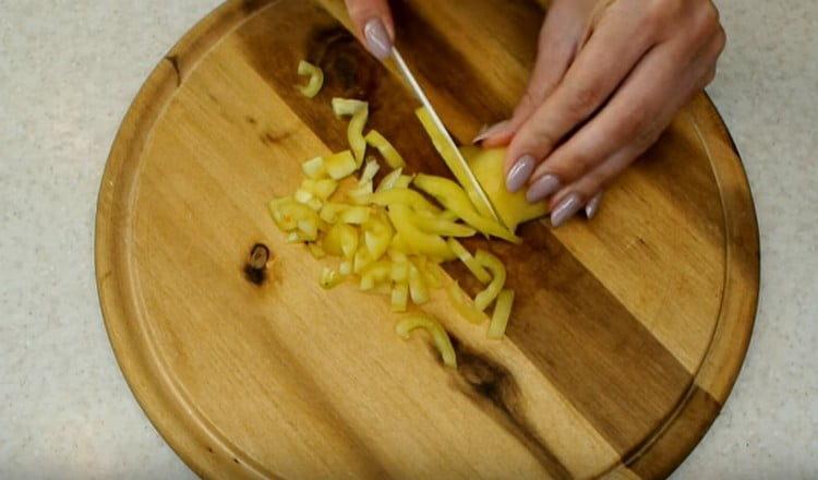 chop the bell peppers.