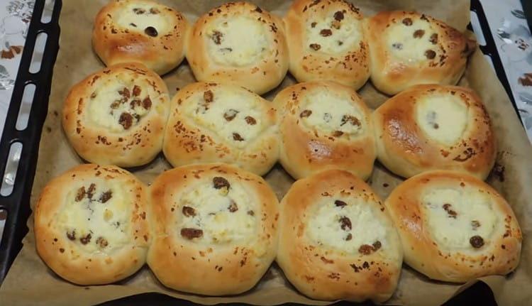 Cheesecakes are ready.