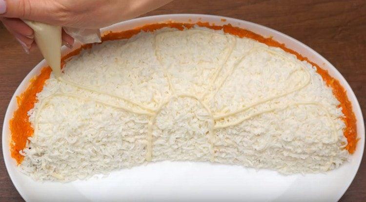 draw orange slices with mayonnaise.