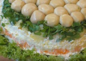 We prepare a delicious and beautiful salad Mushroom glade according to a step-by-step recipe with a photo.