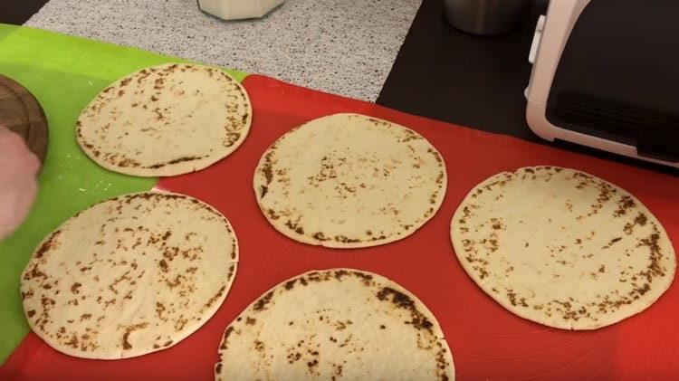 Cakes are laid out necessarily separately.