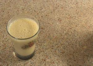 make delicious banana juice
