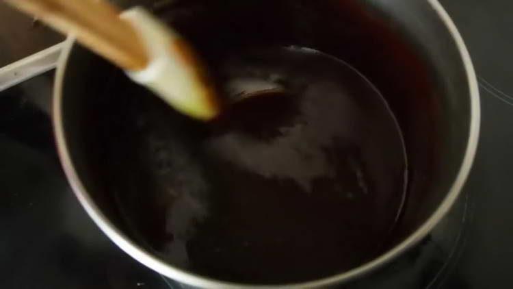 put the stewpan on fire