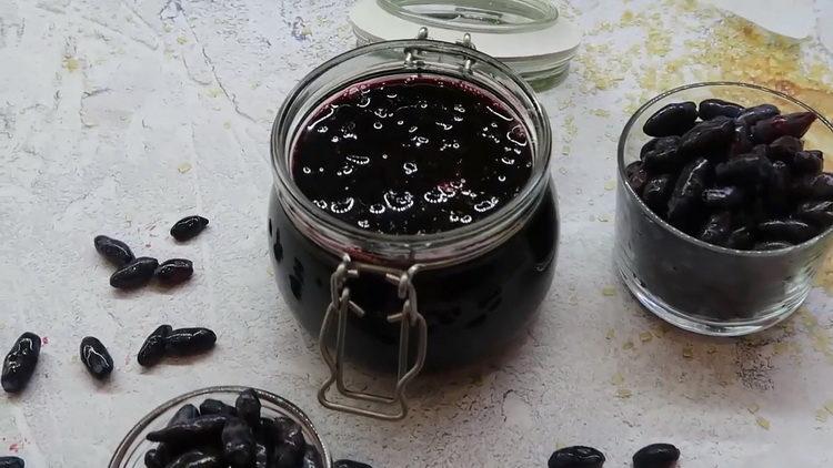 honeysuckle jam is ready