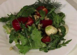 cooking amazing turkey pomegranate sauce