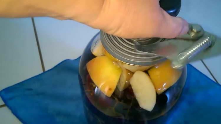 stewed apples and grapes