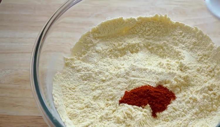 add paparik to flour