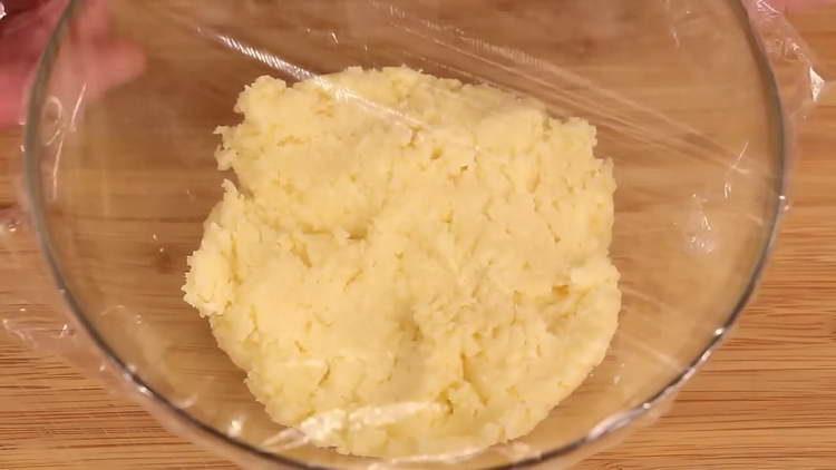 cover the dough with a film