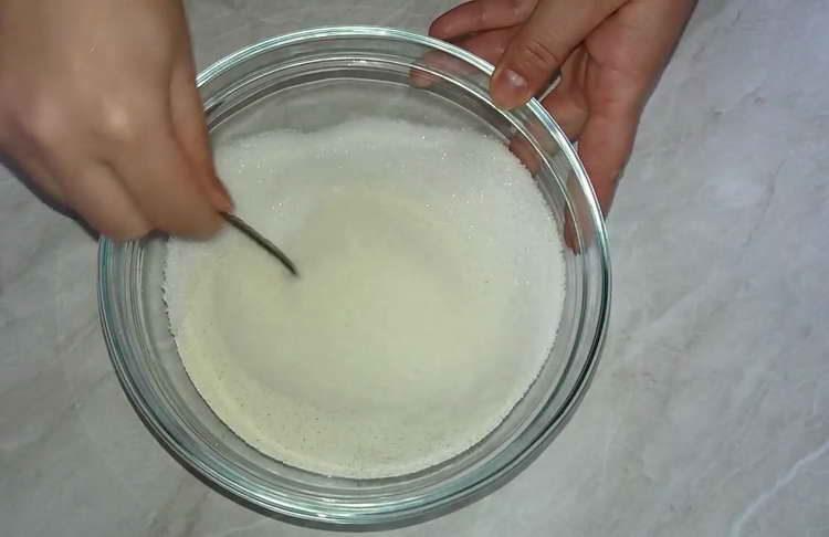 add sugar to semolina