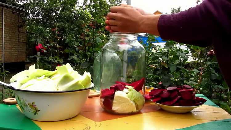 put the beets on the cabbage