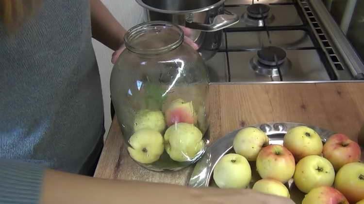 I put the blocks in the jar