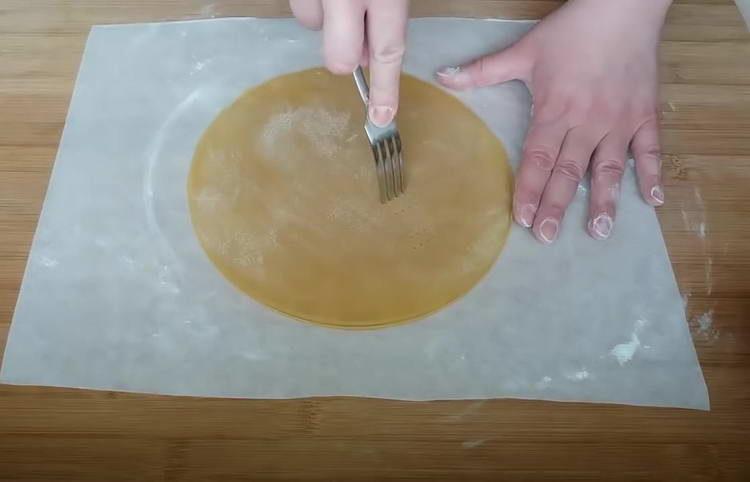 make punctures with a fork