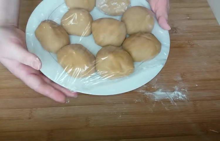 we form balls from the dough