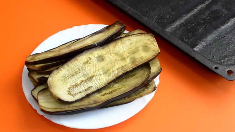 take eggplant from the oven