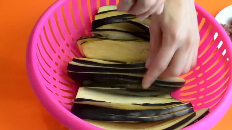 we put eggplant in a bowl