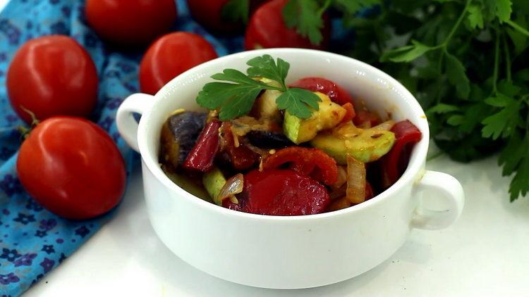 Steamed Vegetables with Eggplant and Zucchini