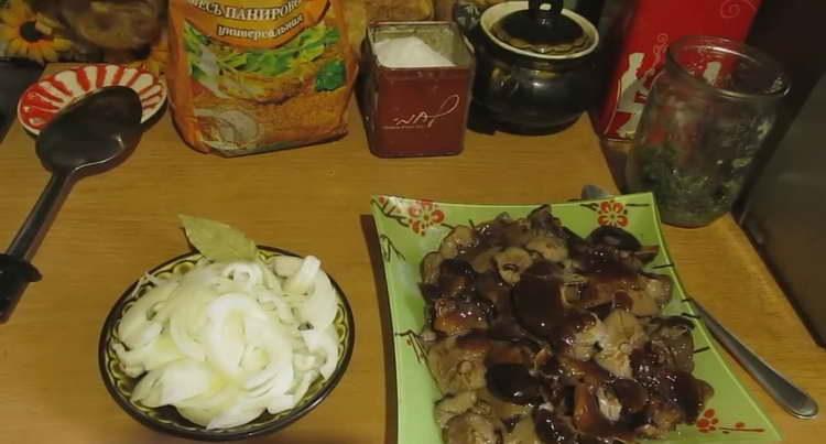 chop mushrooms and onions