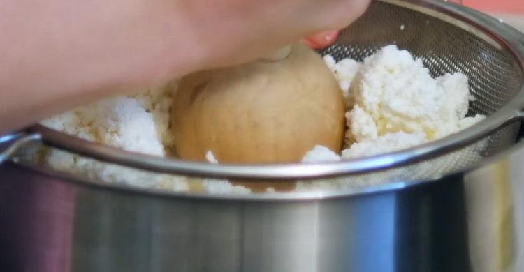 grind the ingredients