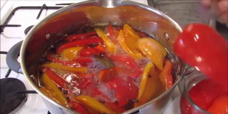 boil whole pepper