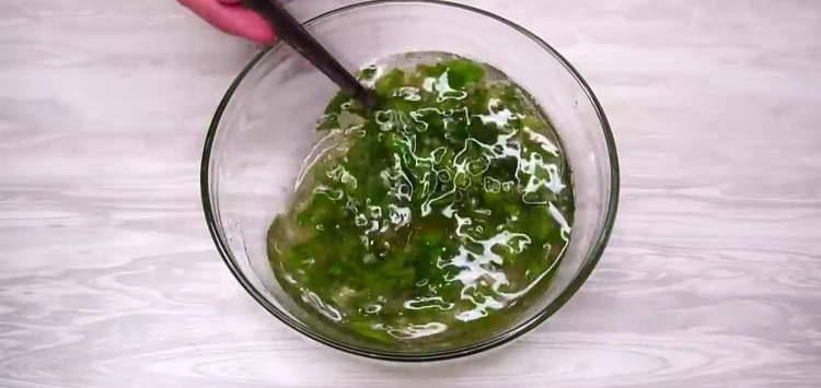 pour the pepper dressing